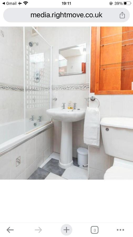 Executive Serviced Apartments 2 Forfar Kültér fotó